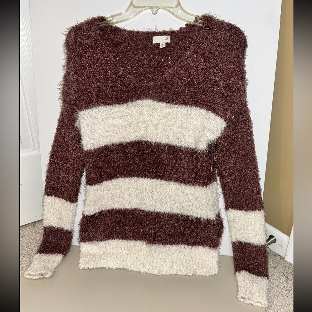 SO Women's V-Neck Sweater in Brown and Cream